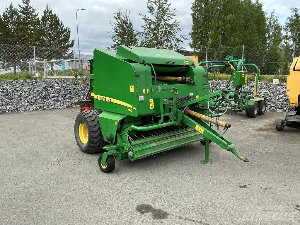 John Deere 644 Rundballe-pressere