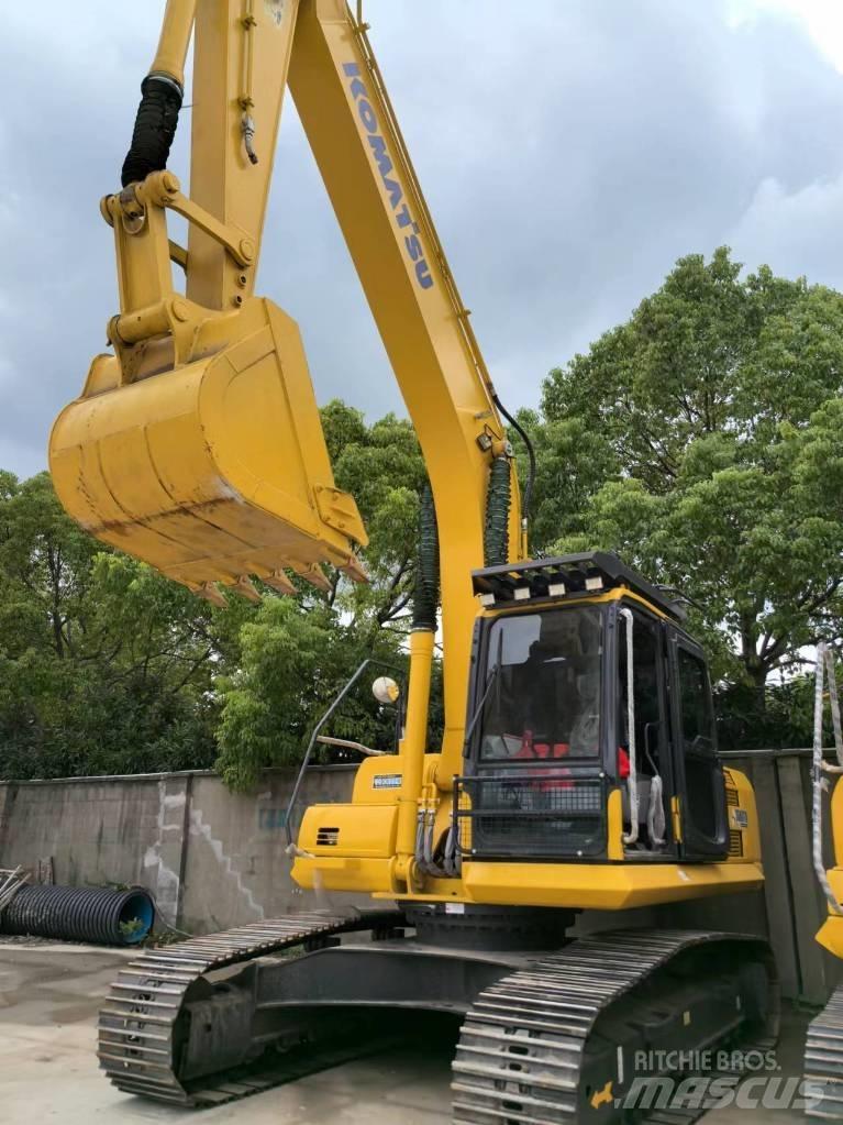 Komatsu PC 220-8 Gravemaskiner på larvebånd
