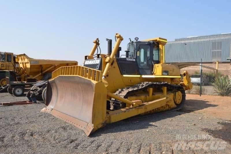 Komatsu D155-5 Bulldozer på larvebånd