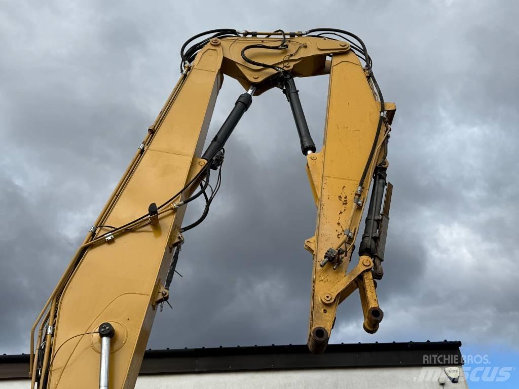CAT 320 FL Gravemaskiner med lang gravebom