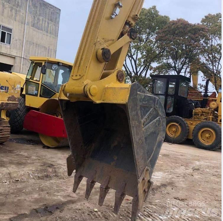 Komatsu pc220-8 Gravemaskiner på larvebånd