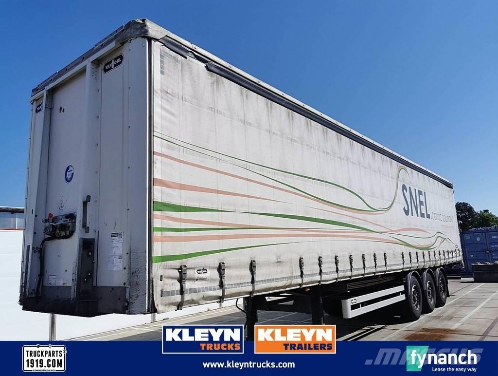 Van Hool A3C002 Semi-trailer med Gardinsider