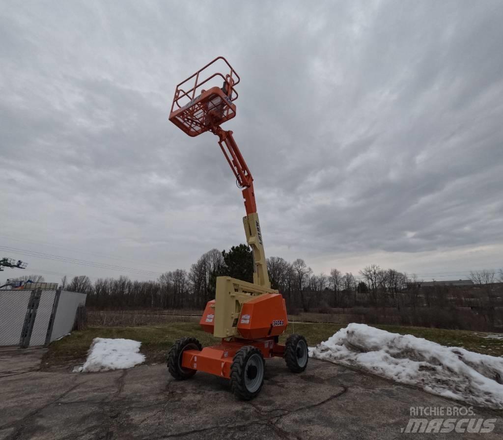 JLG 340 AJ Bomlifte med knækarm