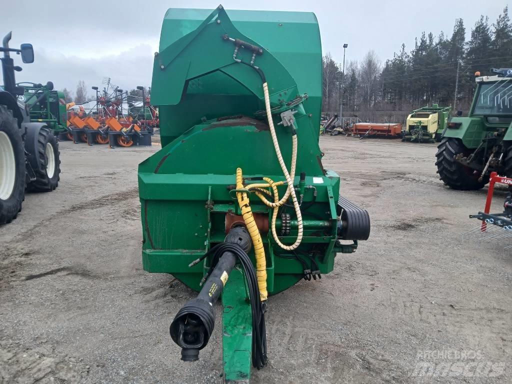 Agronic 250Ts Balleskærere og -stablere
