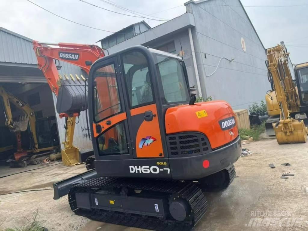 Doosan DH 60 Minigravemaskiner