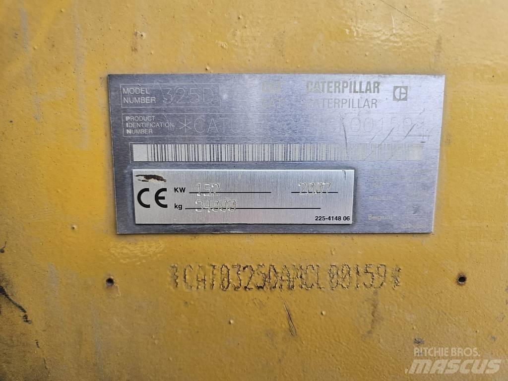 CAT 325 D Long Reach Gravemaskiner med lang gravebom