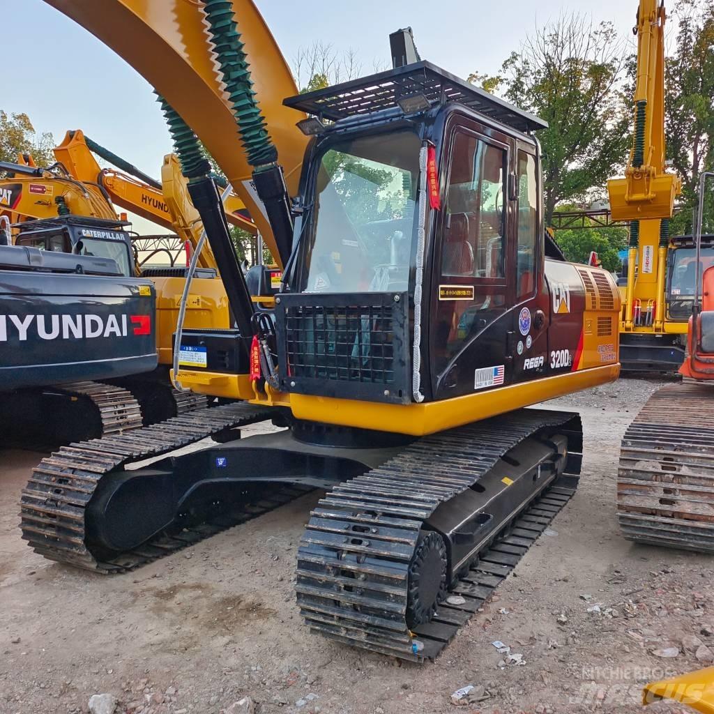 CAT 320 D2L Gravemaskiner på larvebånd