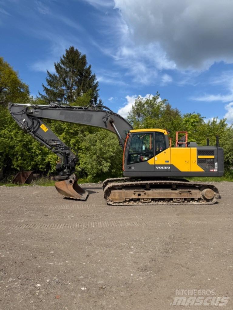 Volvo EC 220 EL Gravemaskiner på larvebånd