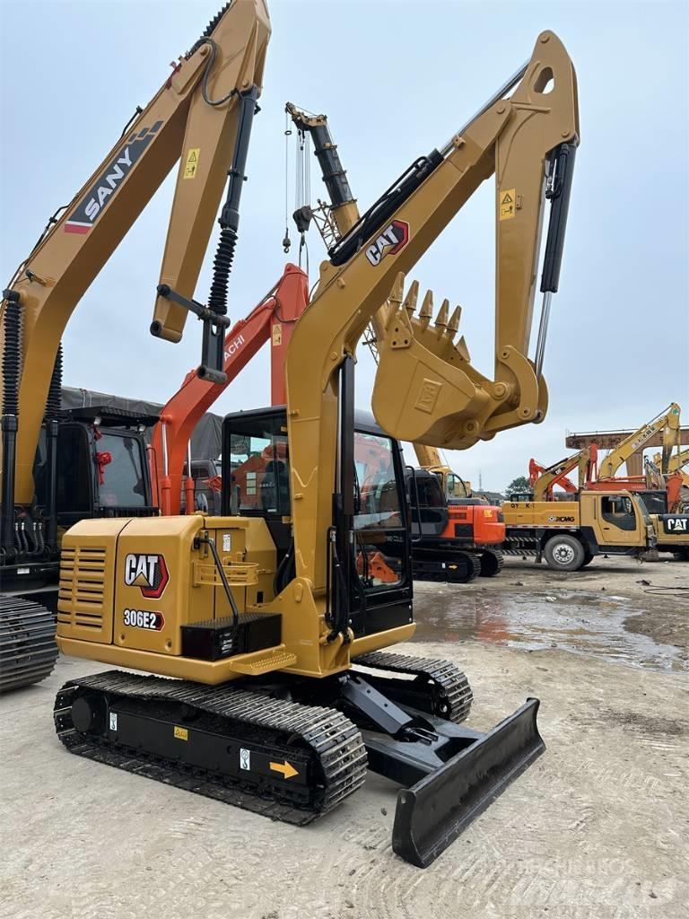 CAT 306E2 Gravemaskiner på larvebånd