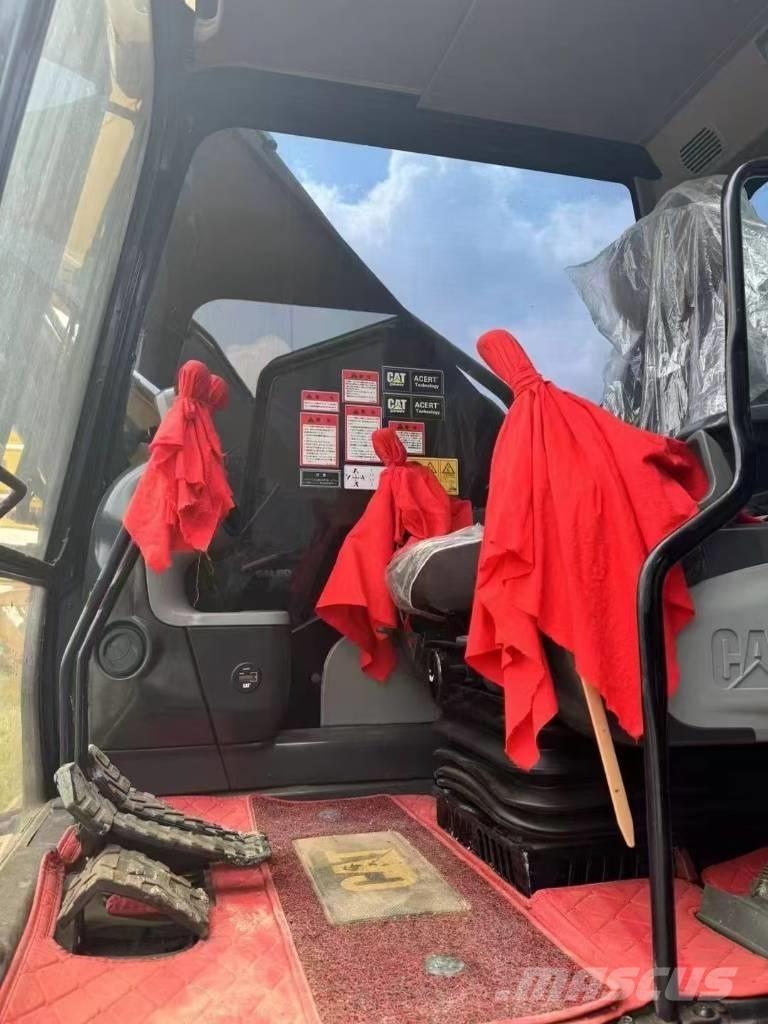 CAT 330 D L Gravemaskiner på larvebånd