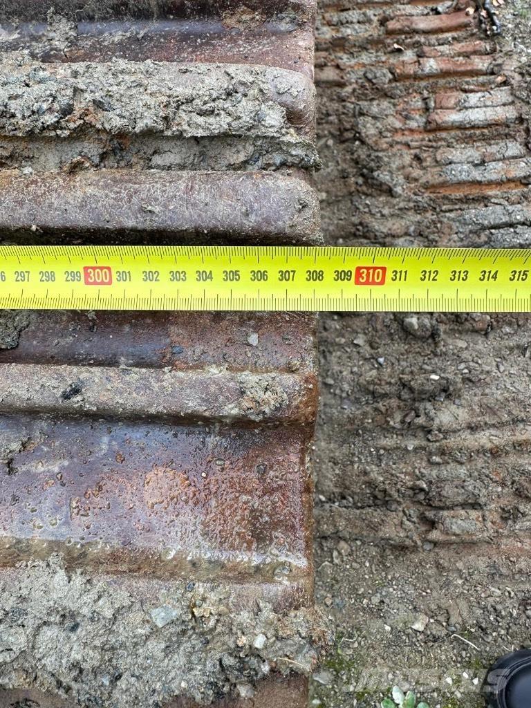 CAT 323 D L Gravemaskiner på larvebånd