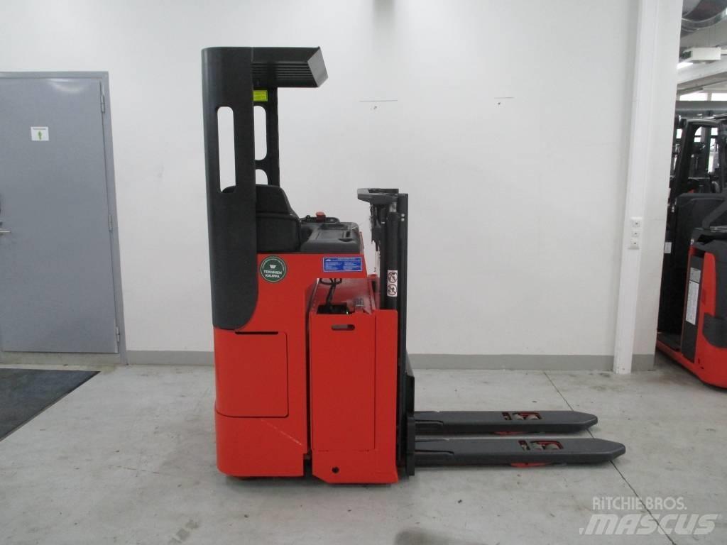 Linde L16R Selvkørende stablere