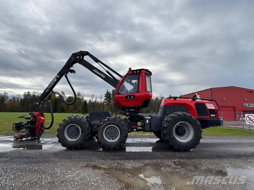 Komatsu 951 Skovningsmaskiner