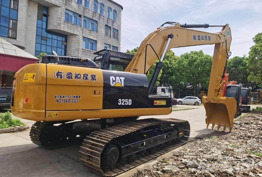 CAT 325 D Gravemaskiner på larvebånd