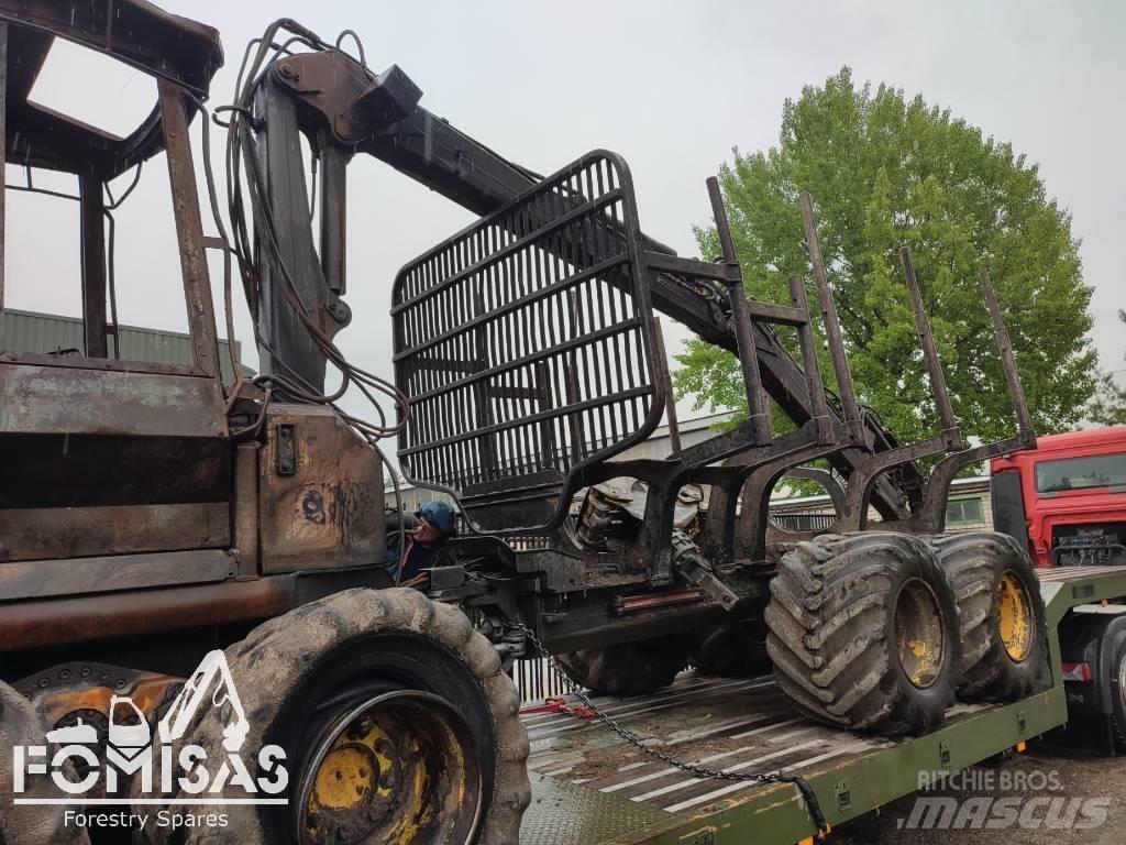 Timberjack 810B Chassis og suspension