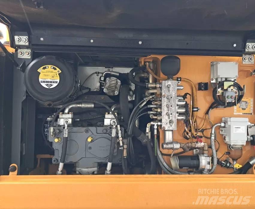 Liebherr R 926 LC Gravemaskiner på larvebånd