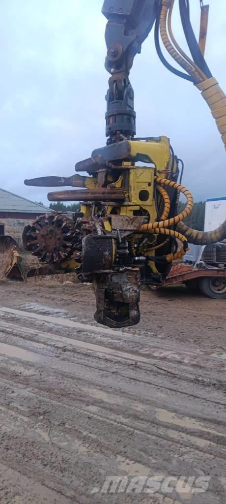 John Deere 770 D Skovningsmaskiner