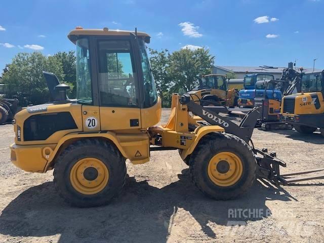 Volvo L 30 G Læssemaskiner på hjul