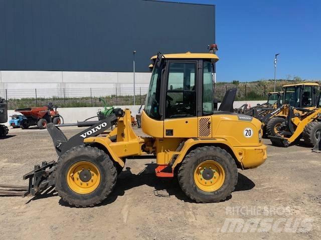 Volvo L 30 G Læssemaskiner på hjul