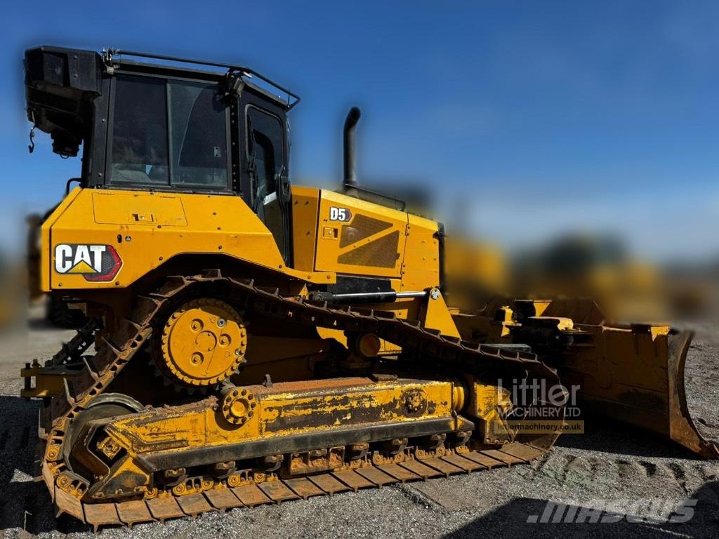 CAT D 5 Bulldozer på larvebånd