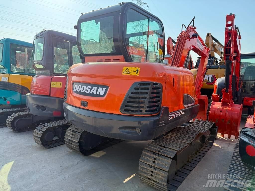 Doosan DX 60 Minigravemaskiner