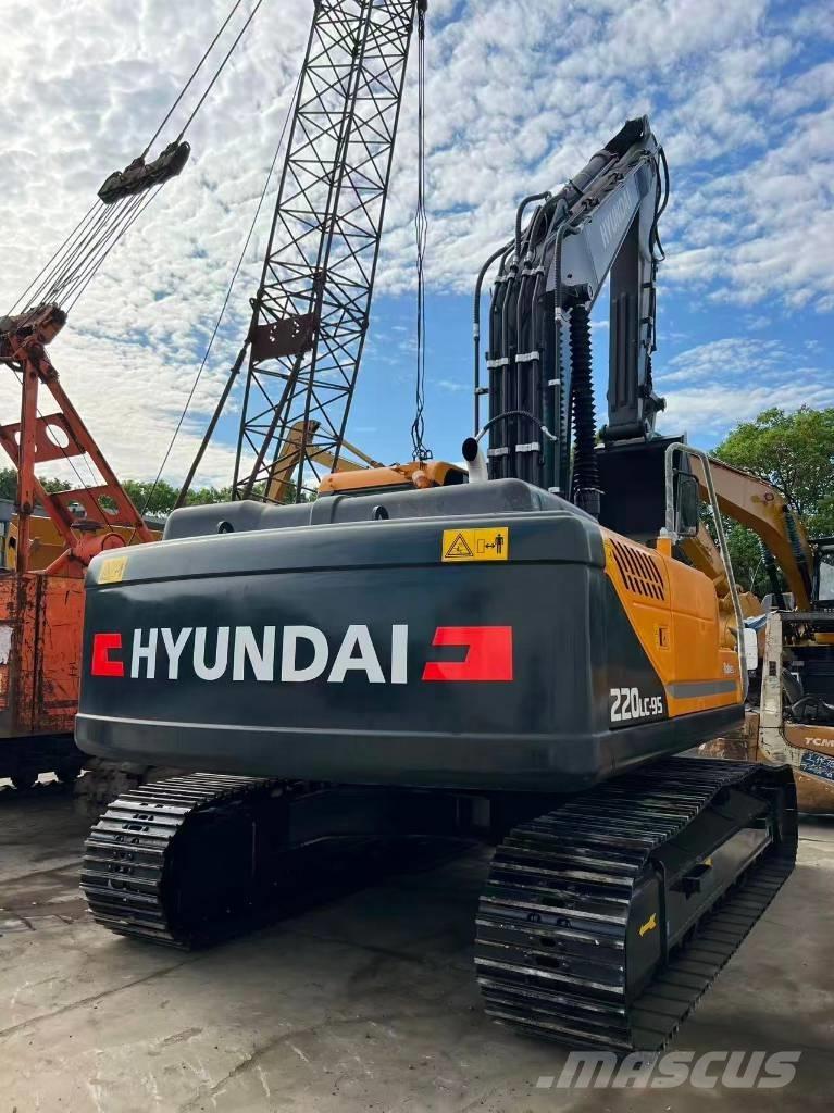 Hyundai R220LC-9S Gravemaskiner på larvebånd
