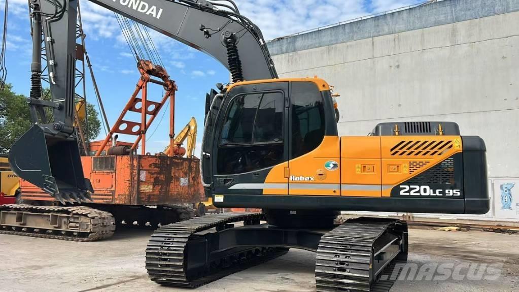 Hyundai R220LC-9S Gravemaskiner på larvebånd