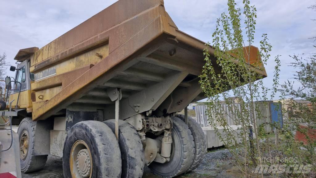 CAT 771D Knækstyrede dumpere