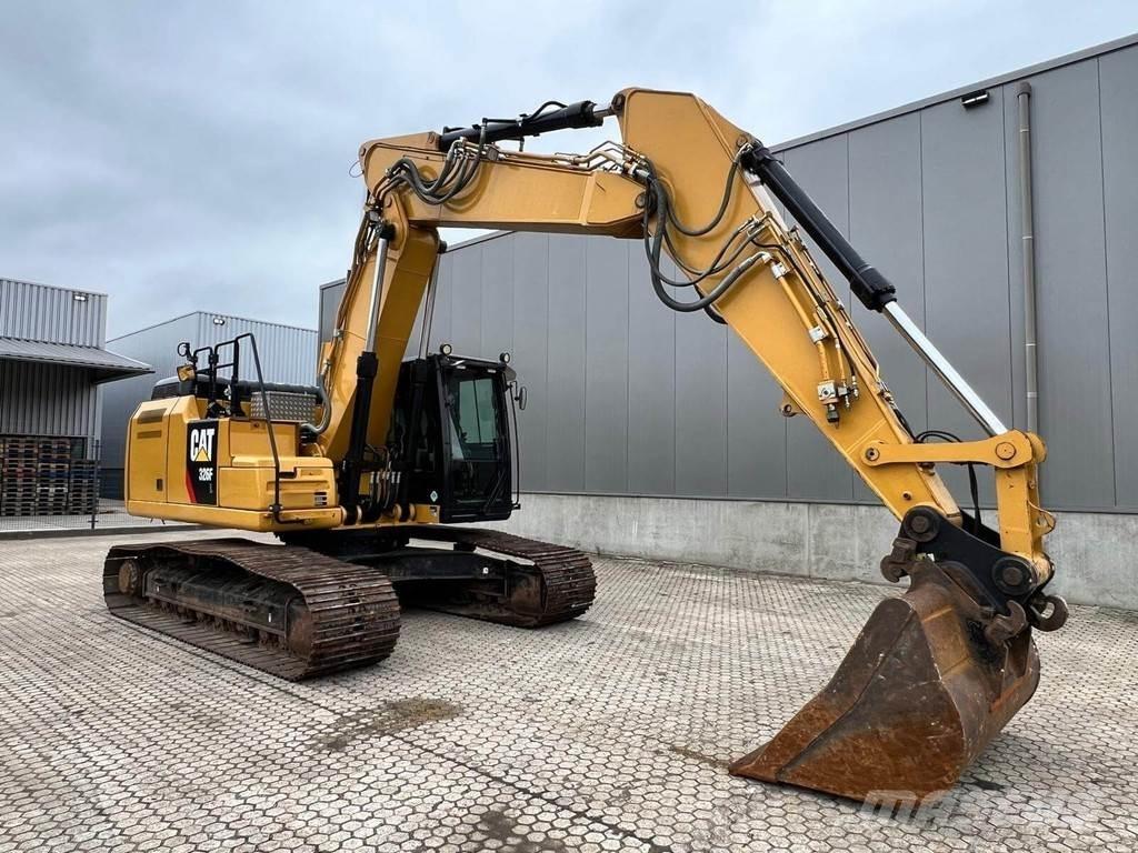 CAT 326F + GPS Gravemaskiner på larvebånd
