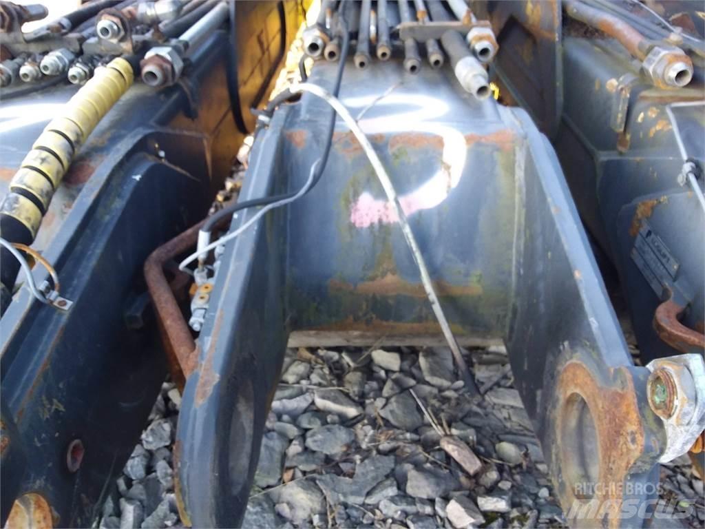 John Deere 210 Kraner til skovningsmaskine