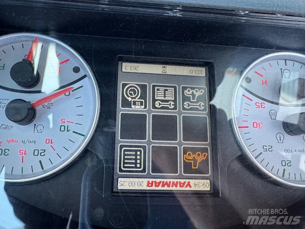 Yanmar V100 (00778) Læssemaskiner på hjul