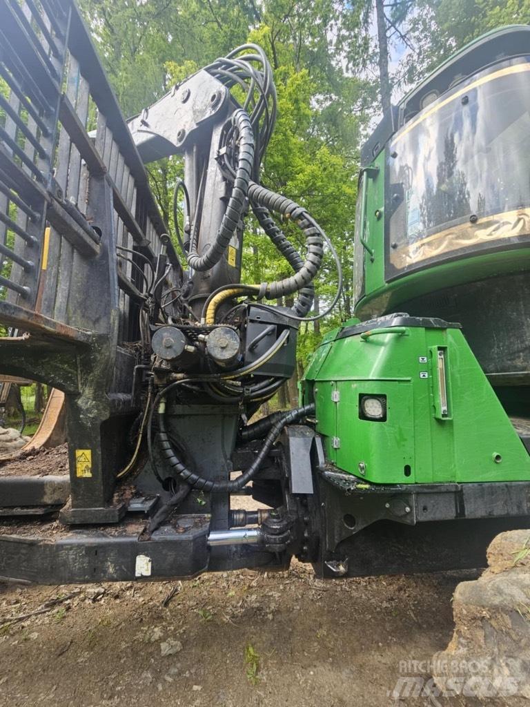 John Deere 1510 E Udkørselsmaskiner
