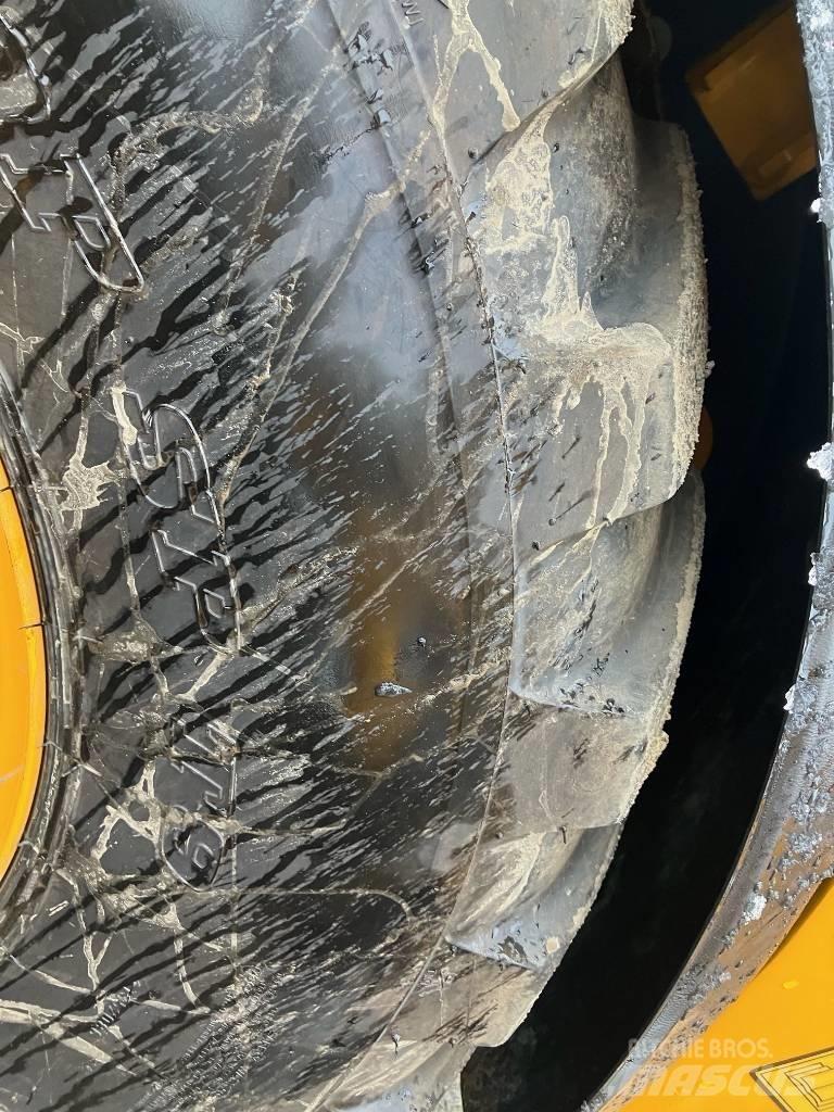 JCB 409 Læssemaskiner på hjul