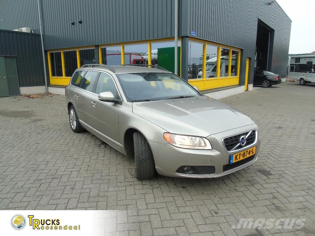 Volvo V70 + manual Biler
