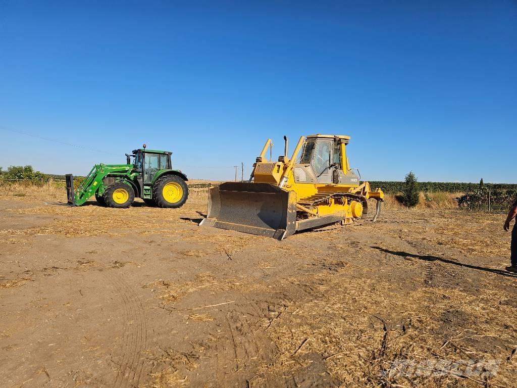 Komatsu D 65 EX 12 Bulldozer på larvebånd