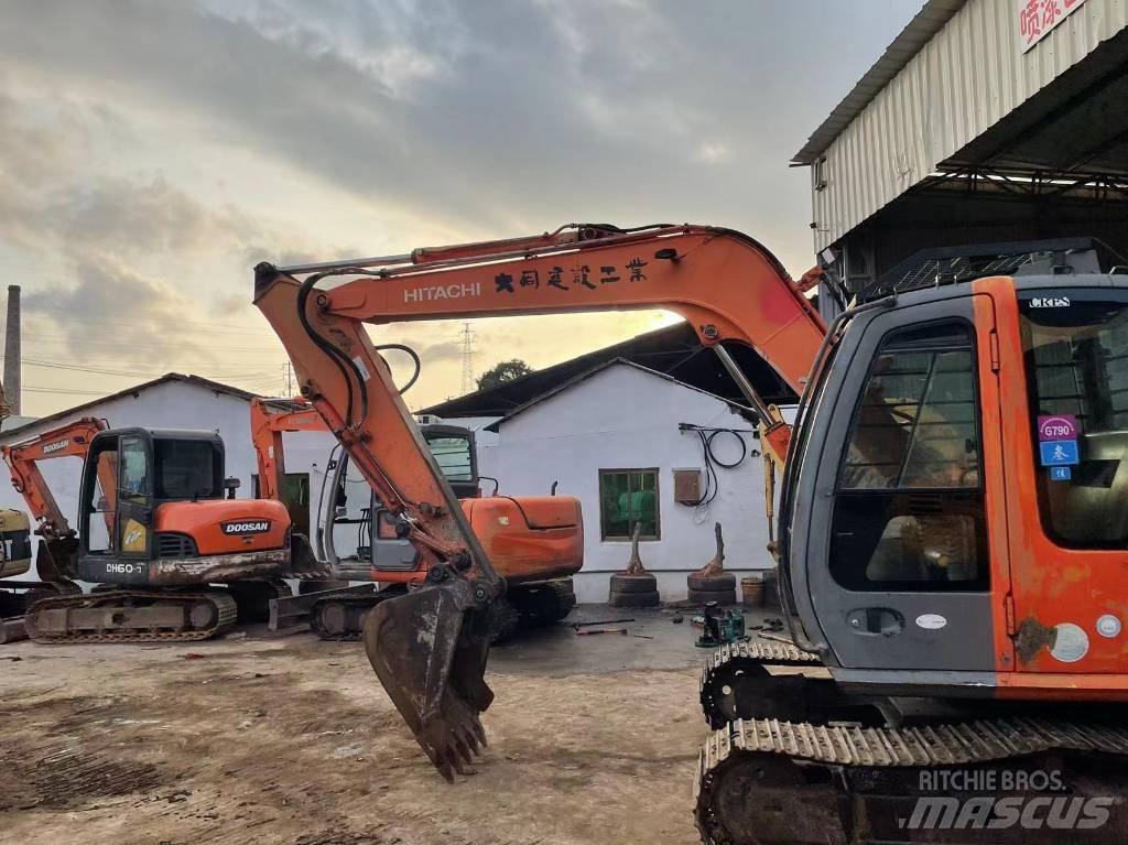 Hitachi ZX 80 Gravemaskiner på larvebånd