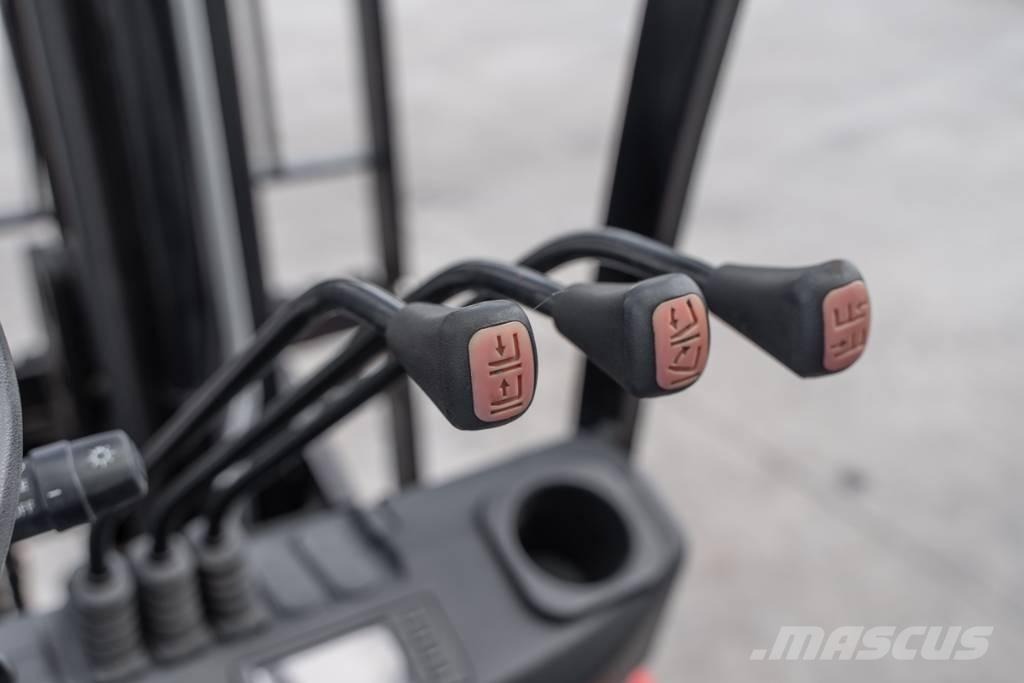 Manitou MI 30 D Diesel gaffeltrucks