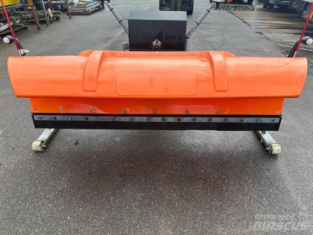 Schmidt SNK24.1 Sneskovle og -plove
