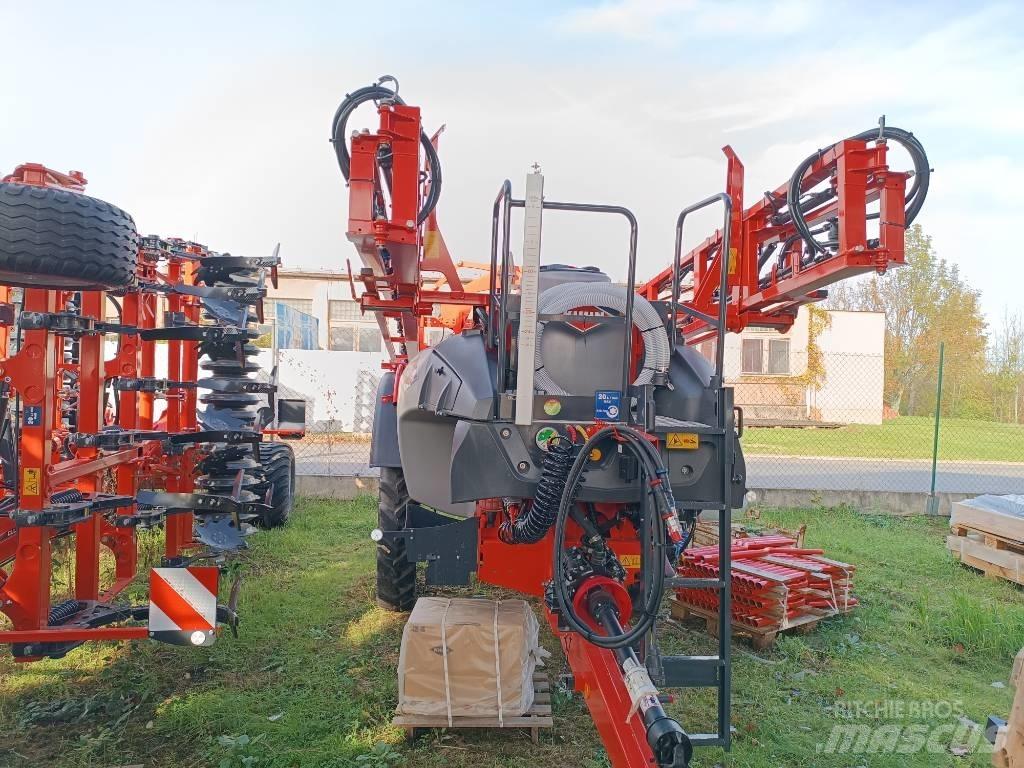 Kuhns Mfg LEXIS Trailersprøjter