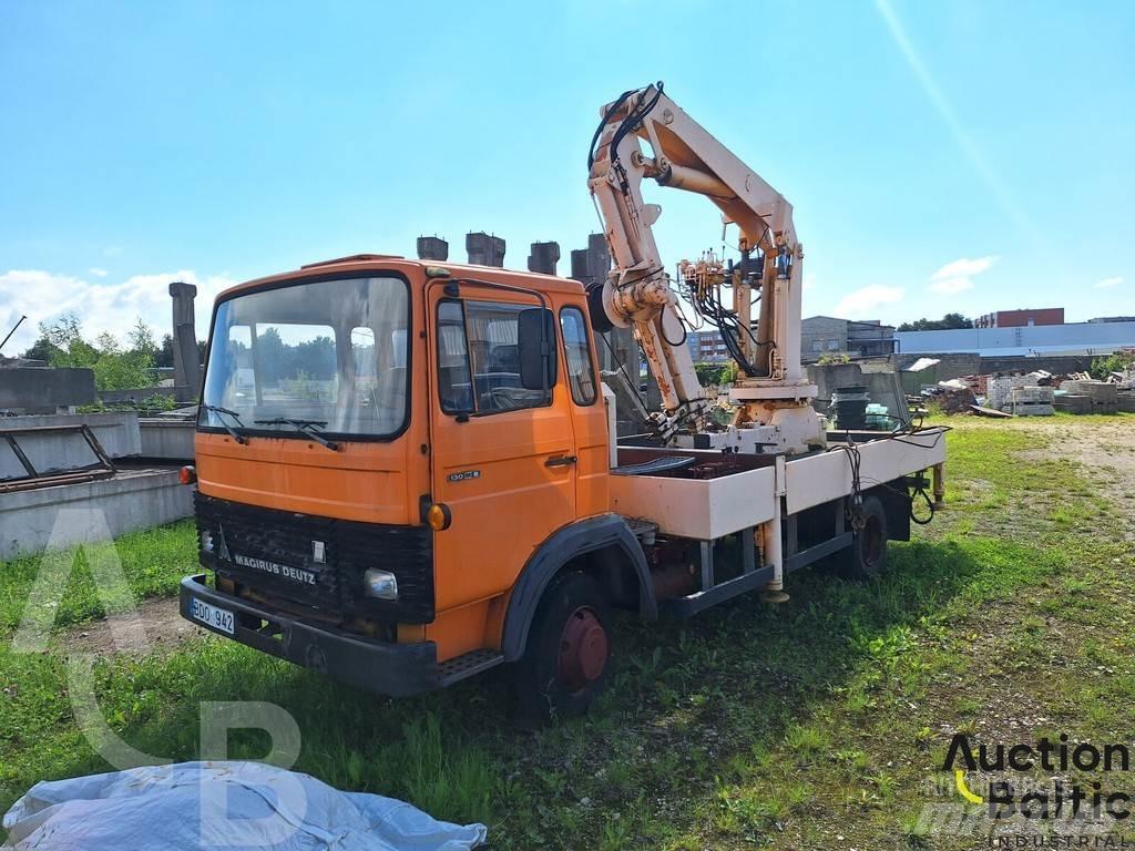 Magirus 130 M 8 Lastbil med lad/Flatbed
