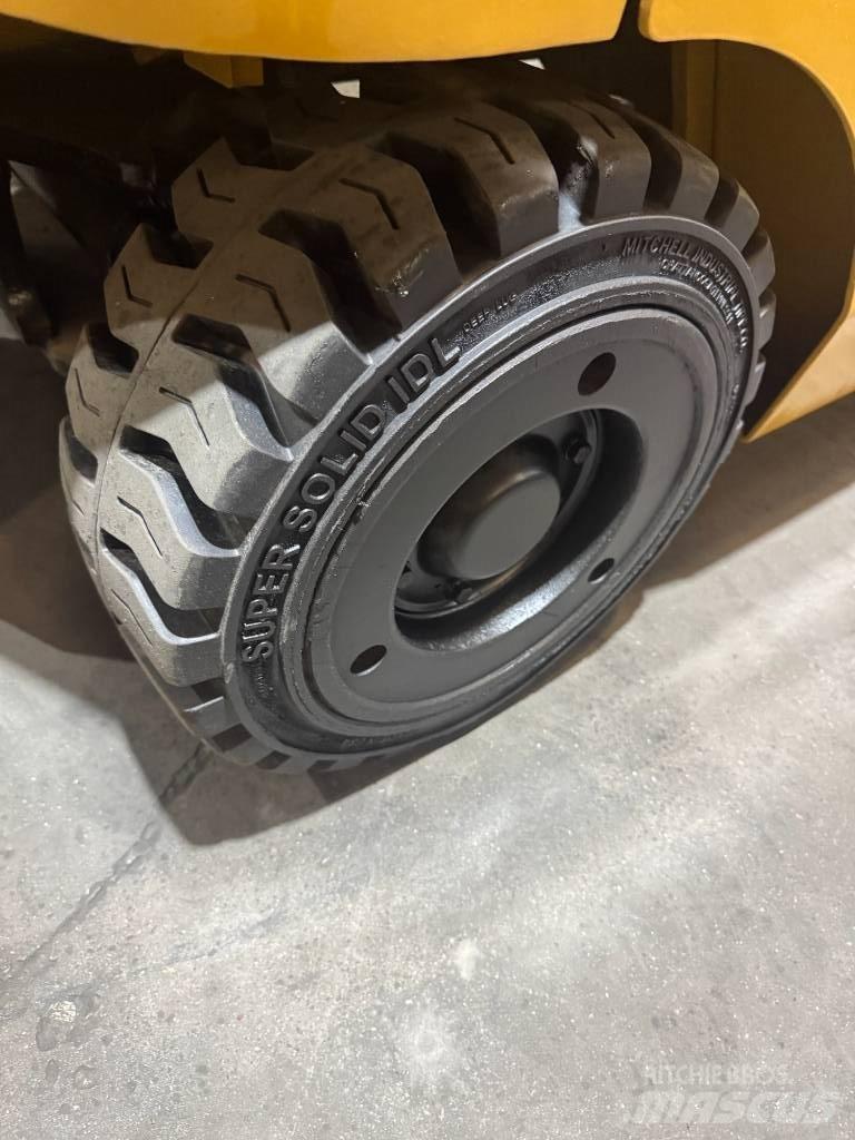 CAT GC 40 K S TR Gaffeltrucks - andre