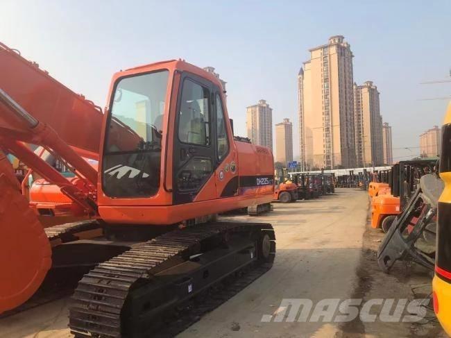 Doosan DH 225 LC-9 Gravemaskiner på larvebånd