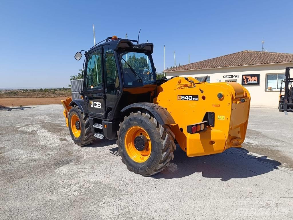 JCB 540-140 Teleskoplæssere