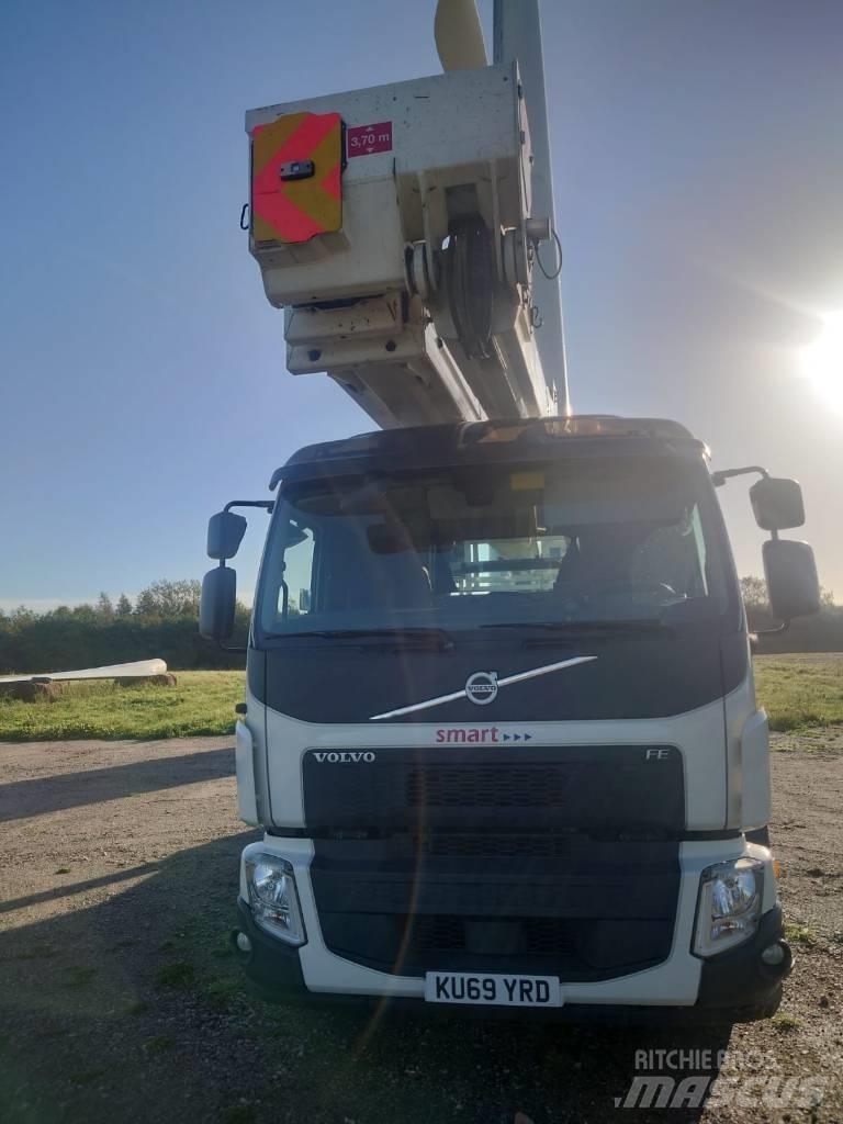 Bronto S38XDT - POA Lastbilmonterede lifte
