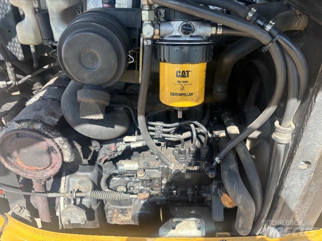 CAT 302.7 D Minigravemaskiner