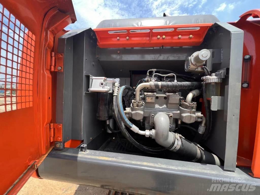 Hitachi ZX 200-6 Gravemaskiner på larvebånd