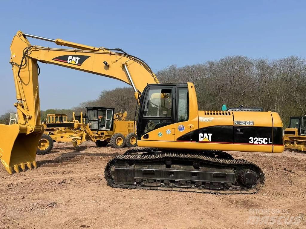 CAT 325 CL Gravemaskiner på larvebånd