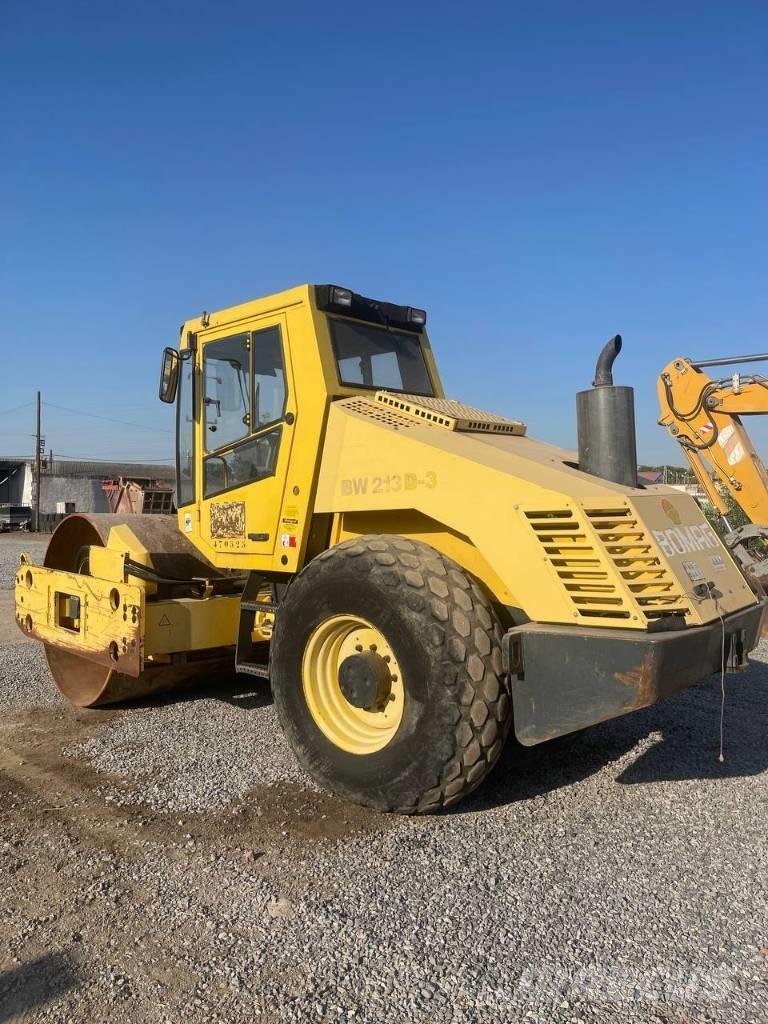 Bomag BW 213 D-3 Enkelt tromle