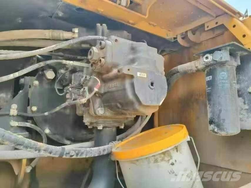 Komatsu PC 360-8 Gravemaskiner på larvebånd