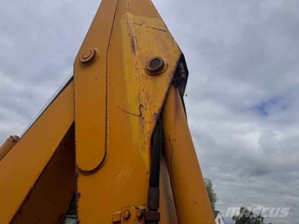 Komatsu WB 97 R-5EO Rendegravere